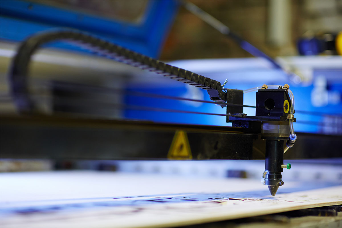 Echipamente CNC în România: cum alegi tehnologia potrivită