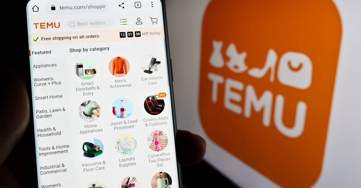 Românii sunt atrași de prețurile mici pe Temu, Shein și AliExpress, dar cumpără mai rar decât vecinii